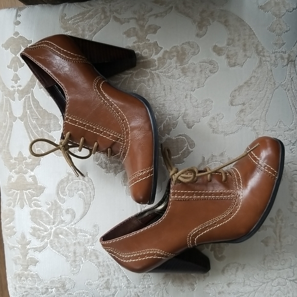 SALE✅ Lace up ankle boot. Style & Co. Size 8. Cognac caramel - Picture 2 of 7